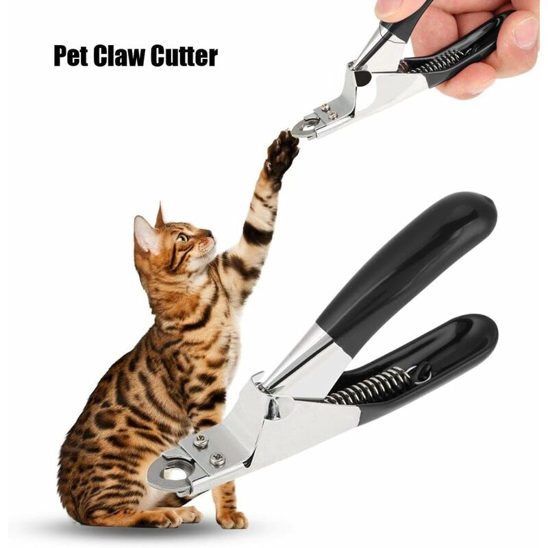 Nail Clippers by dktraveldogs.com