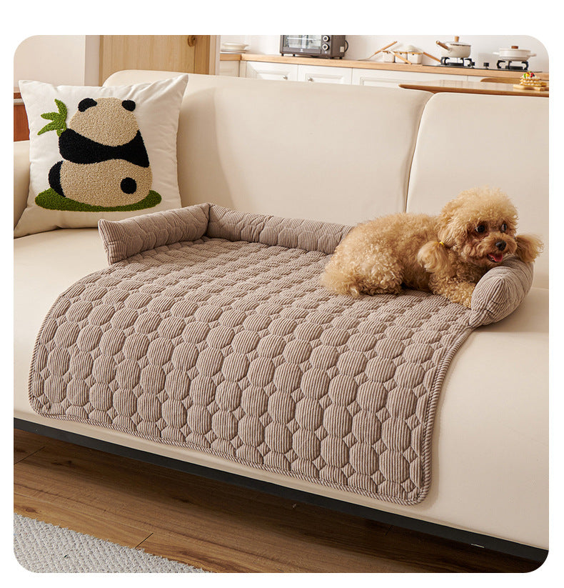 Bedding Protector by dktraveldogs.com